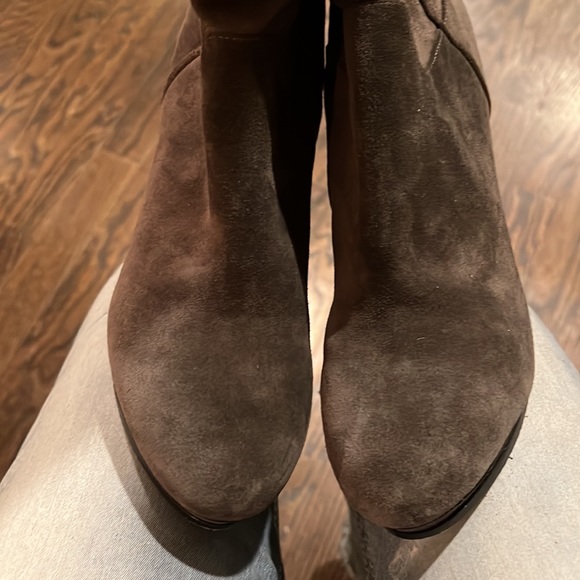 BCBG MAXAZRIA Very Sexy SUEDE LEATHER OTK STILETTO 1” PLATFORM GRAY BOOT - Picture 6 of 16